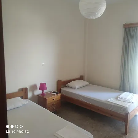 'αγριοι λιμένες Apartment *