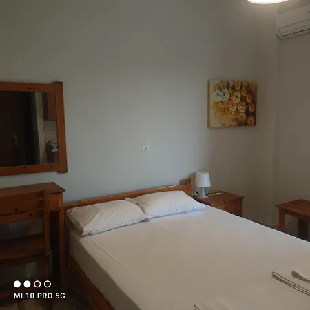 'αγριοι λιμένες Apartment *